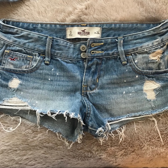 hollister shorts price